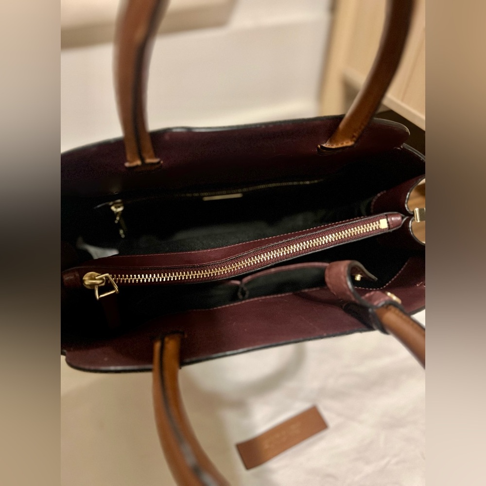 Auxiliary Aritzia Bega Satchel - Picture 4 of 6